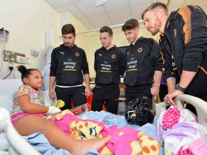 Supporting image for story: WATCH: Wolves players bring Christmas cheer to New Cross Hospital