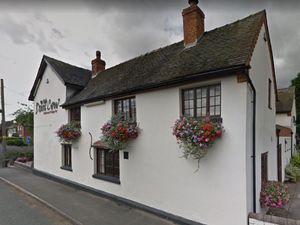 Supporting image for story: REVIEW: Ye Olde Dun Cow - warm and hearty dishes in a delightful Staffordshire setting  