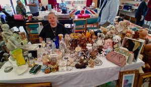 Lots of great gift ideas.