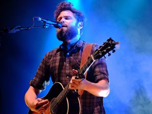 Supporting image for story: Passenger wows crowds in Birmingham - with pictures