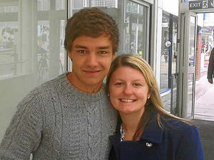 Supporting image for story: One Direction star Liam Payne shops in Wolverhampton