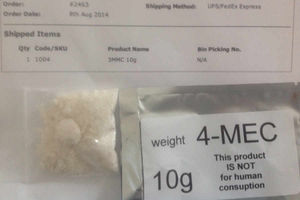 The 4MEC shipping slip and drugs