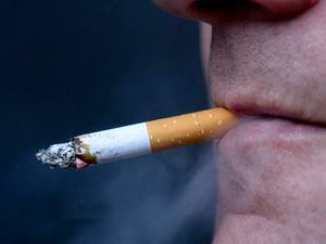 Supporting image for story: Nicotine may cause mental deficits in children if fathers smoke, study suggests