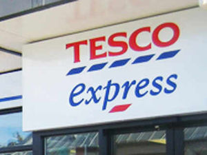 Supporting image for story: Axe raiders hit Aldridge Tesco Express for haul of cigarettes