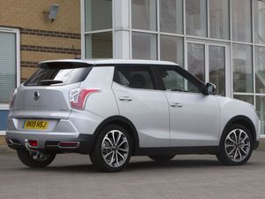Supporting image for story: SsangYong Tivoli LE auto