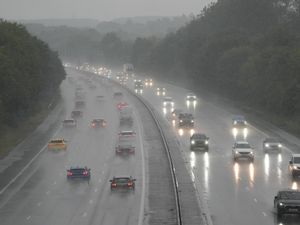 Supporting image for story: Thunderstorms and heavy rain to persist, marking end of summer