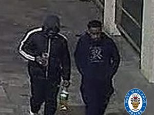 Supporting image for story: Appeal for witnesses after man robbed of phone on Birmingham road