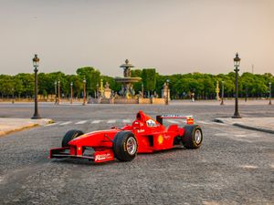 Supporting image for story: Michael Schumacher’s 1998 Ferrari F1 car heads to auction