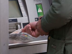 Supporting image for story: We have lost habit of visiting cashpoints, new figures reveal