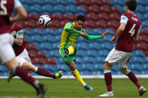 Matheus Pereira of West Bromwich Albion fires a shot at goal but fails to score. (AMA)