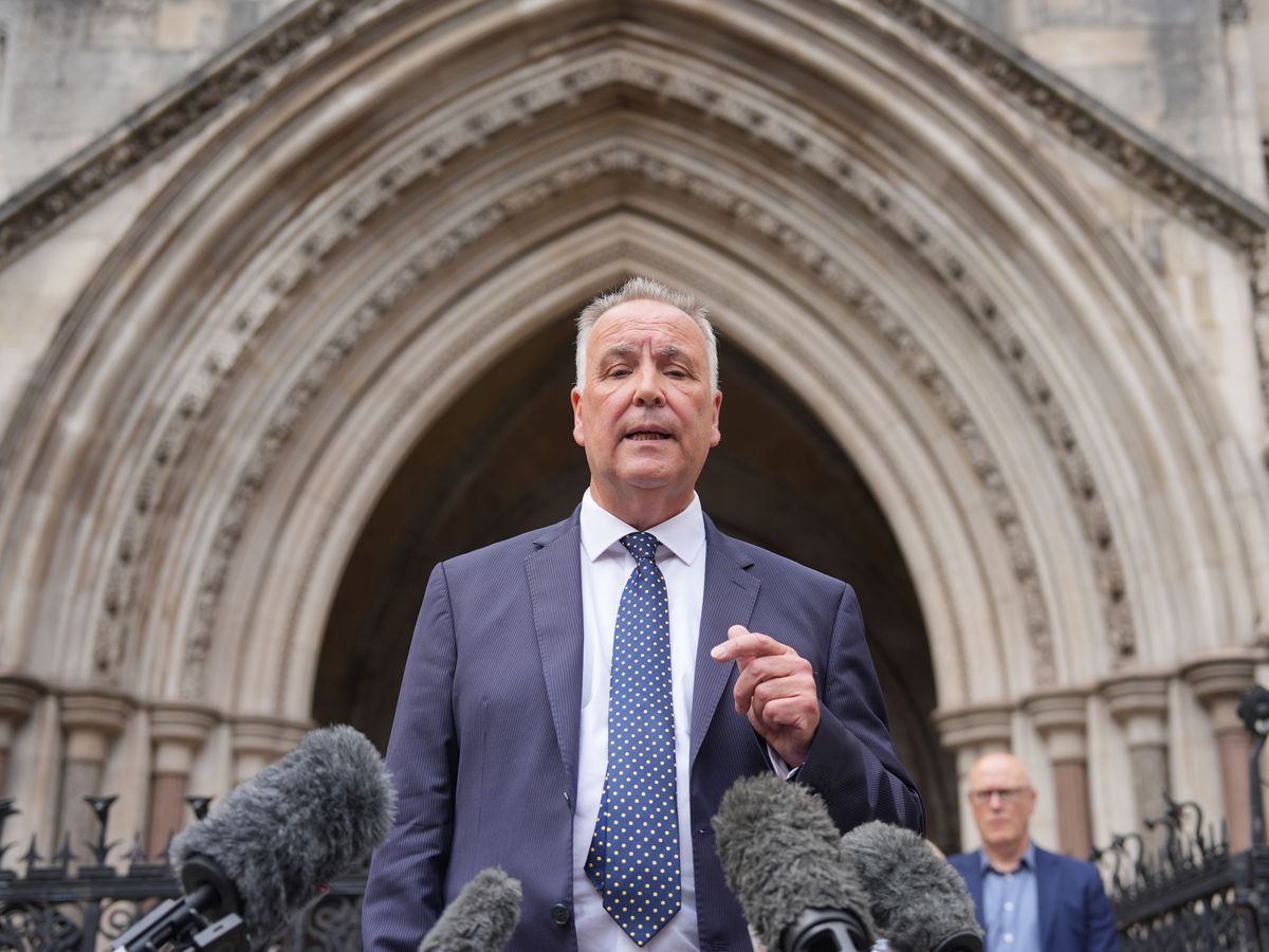 Government have &lsquo;let down&rsquo; Epping residents over asylum hotel &ndash; council leader