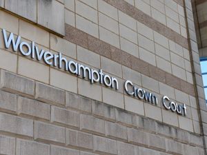 Supporting image for story: Driver who led police on two-mile car chase locked up