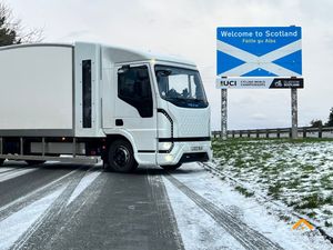 Supporting image for story: UK-built hydrogen-electric truck manages 350 miles on a single tank