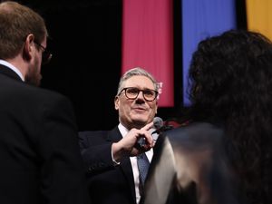 Supporting image for story: We want to improve living standards ‘straight away’, says Starmer