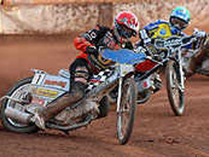 Supporting image for story: Wolves beaten by the Eagles