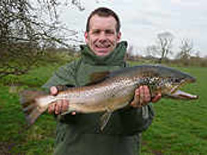 Supporting image for story: Firefighter Neil angles for Korea move