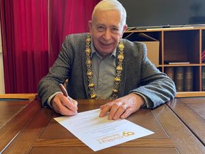 Supporting image for story: 'Intimidation and bullying is never acceptable': Bridgnorth Town Council signs 'civility pledge'