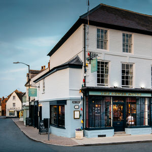 Supporting image for story