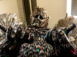 Supporting image for story: Knife Angel heading to Walsall