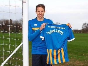 Supporting image for story: Dave Edwards pushing for ‘special’ Shrewsbury Town bow