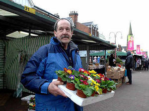 Supporting image for story: Stallholders pin hopes on no price rise