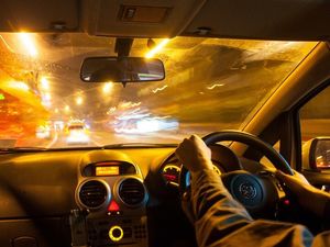 Supporting image for story: How to stay safe when driving in the dark