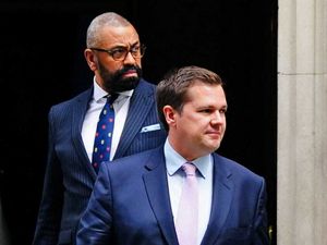 Supporting image for story: Cleverly and Jenrick face Tory members on penultimate conference day