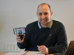 Supporting image for story: Tennis coach hopes his new camera robot will serve millions