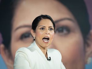 Supporting image for story: Patel: ‘UK’s enemies queuing up’ to get close to Mauritius after Chagos deal