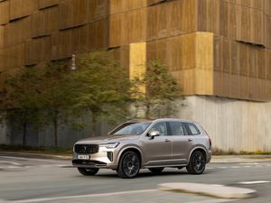 Supporting image for story: First drive: Volvo aims to sharpen the XC90 experience with updates