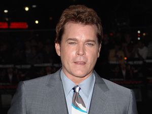 Supporting image for story: Ray Liotta was the most beautiful person, his fiancee says