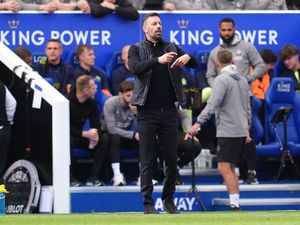 Supporting image for story: Ruud van Nistelrooy relieved as Leicester end goal drought in win over Saints