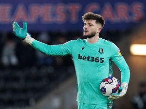 Supporting image for story: On-loan Wolves keeper Matija Sarkic suffers more injury woe