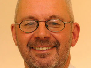 Supporting image for story: Memorial service for being held well-known Oswestry couple