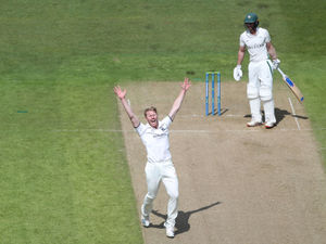 Supporting image for story: Brilliant Liam Norwell leads Warwickshire's great escape
