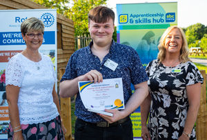 Diane Nelson and Amanda Carpenter with Benn Magee