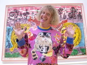 Supporting image for story: Artists Sir Grayson Perry and Maggi Hambling among Labour donors