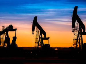 Supporting image for story: Oil prices surge despite global action to boost reserves