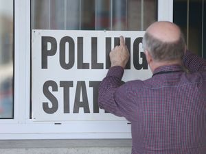 Supporting image for story: Opinion poll round-up on day 13 of the election campaign
