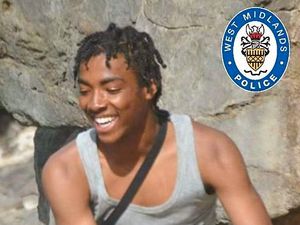 Supporting image for story: Smethwick murder accused tells jury he was scared of 17-year-old Derlano
