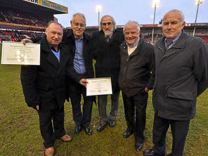 Supporting image for story: Walsall reunite heroes from famed FA Cup run