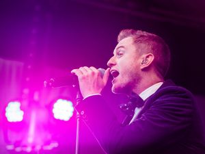 Supporting image for story: The Overtones' Timmy Matley dies, aged just 36 - star was due to play Wrexham this summer