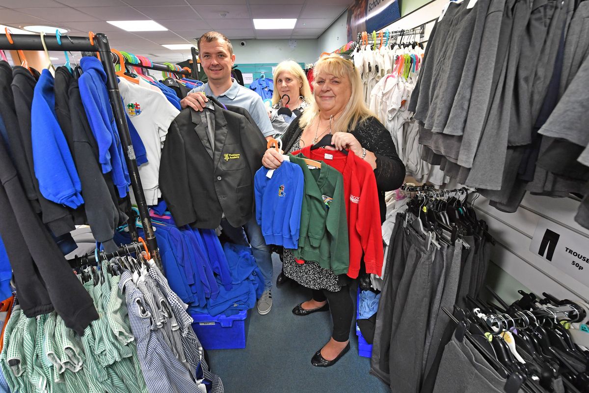 Its needed more now than ever - School clothes on sale for as little as 50p as Willenhall community hub offers help for struggling families