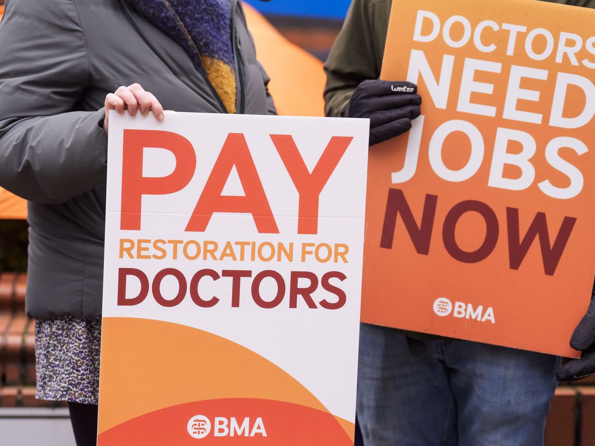 Fact check: Resident doctors’ pay and AI-generated soldier video Fact check: Resident doctors’ pay and AI-generated soldier video