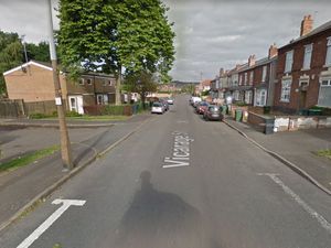 Supporting image for story: Oldbury burglary victim frustrated after police take more than an hour to arrive