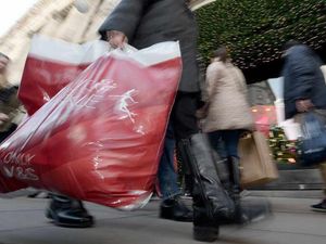 Supporting image for story: Christmas shoppers urged to be vigilant over fears crowds could lead to further Covid-19 deaths