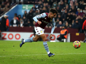Supporting image for story: Philippe Coutinho: I must perform for Aston Villa