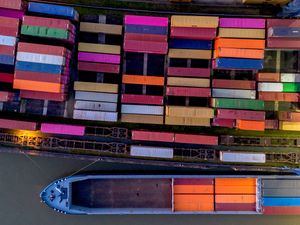 Supporting image for story: German government slashes economic growth forecast for this year to 0.3%