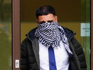 Supporting image for story: Police officer admits terror offences over WhatsApp messages supporting Hamas
