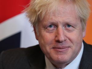 Supporting image for story: Trade talks enter final 48 hours as UK threatens to deploy no-deal gun boats